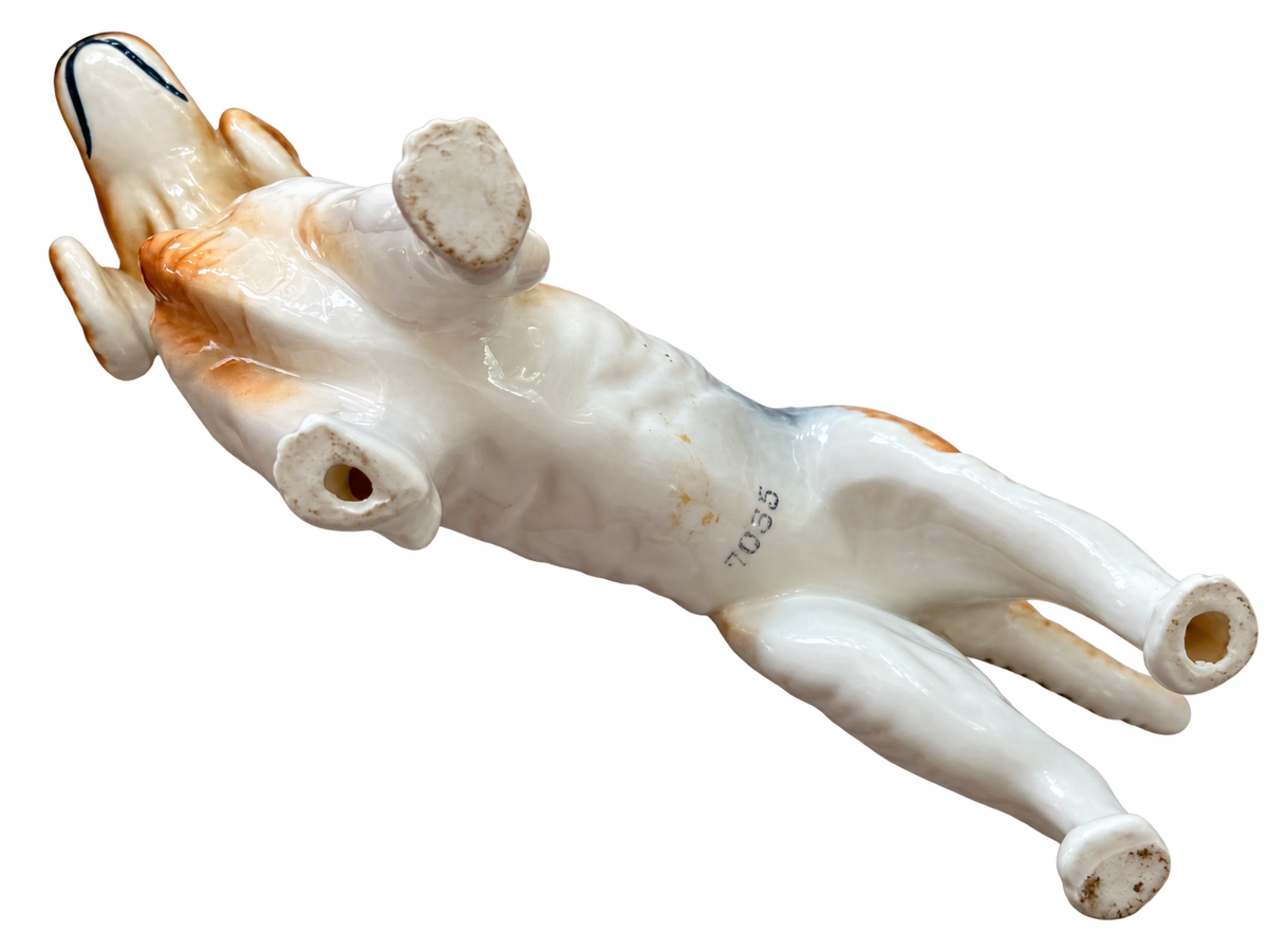 Vintage ceramic setter dog underside